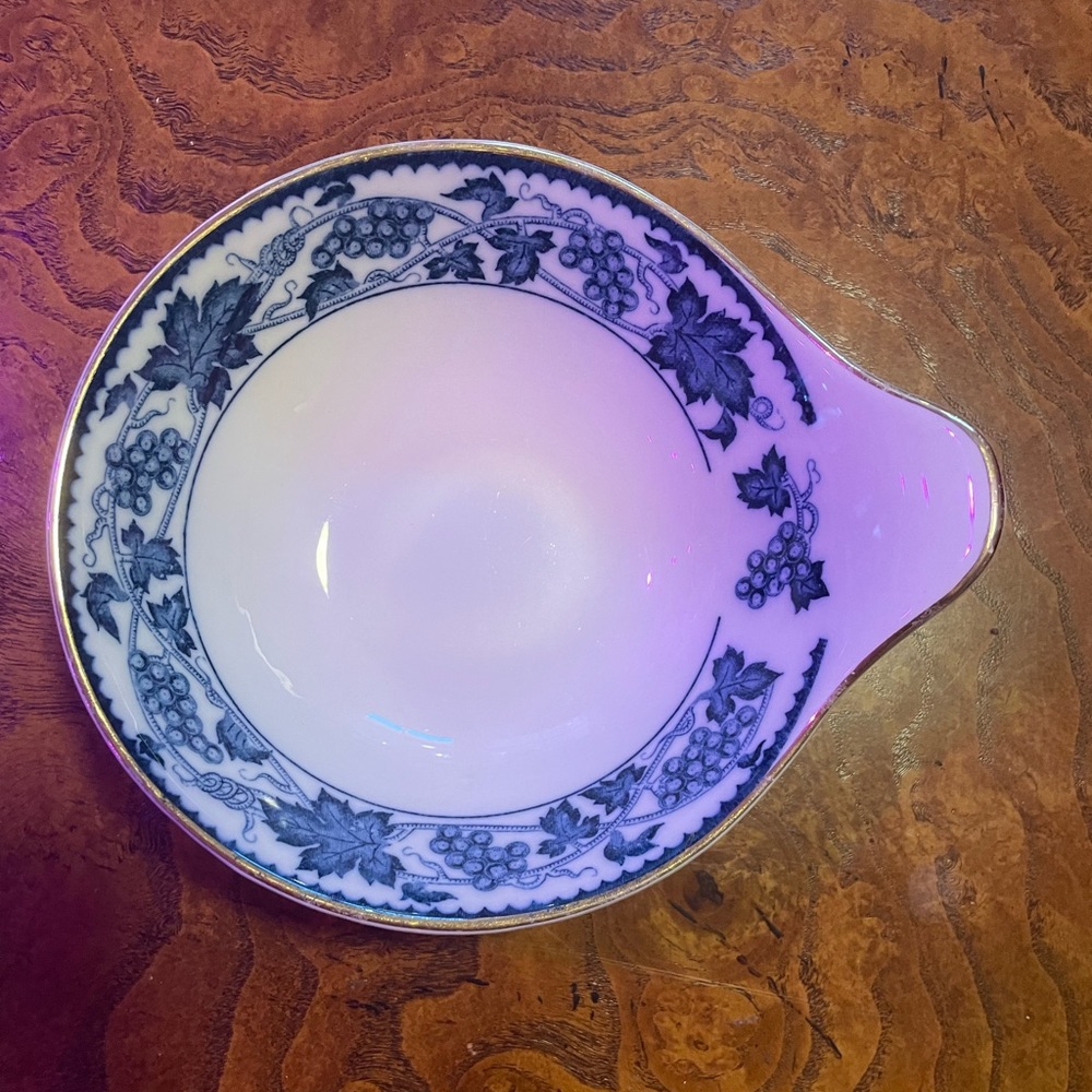 Double Phoenix NKT ironstone blue white gilding formal spoon gravy ladle rest